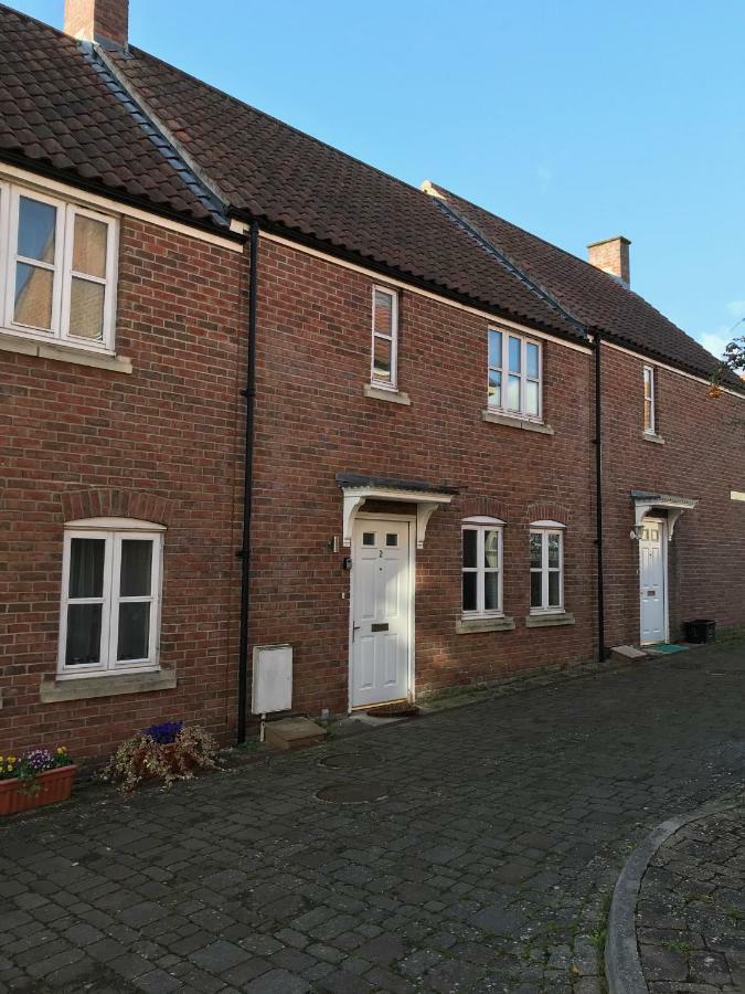 2 Crown Barton Glastonbury Exterior foto